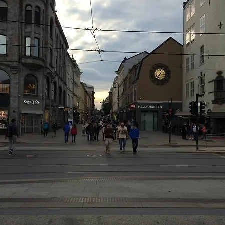 S, Center Lägenhet *